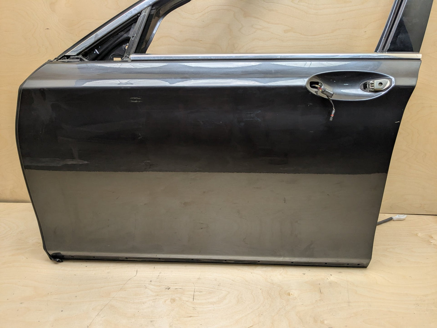 16-22 OEM BMW G11 G12 740 750 M760 Front Left Driver Door Shell Panel Gray