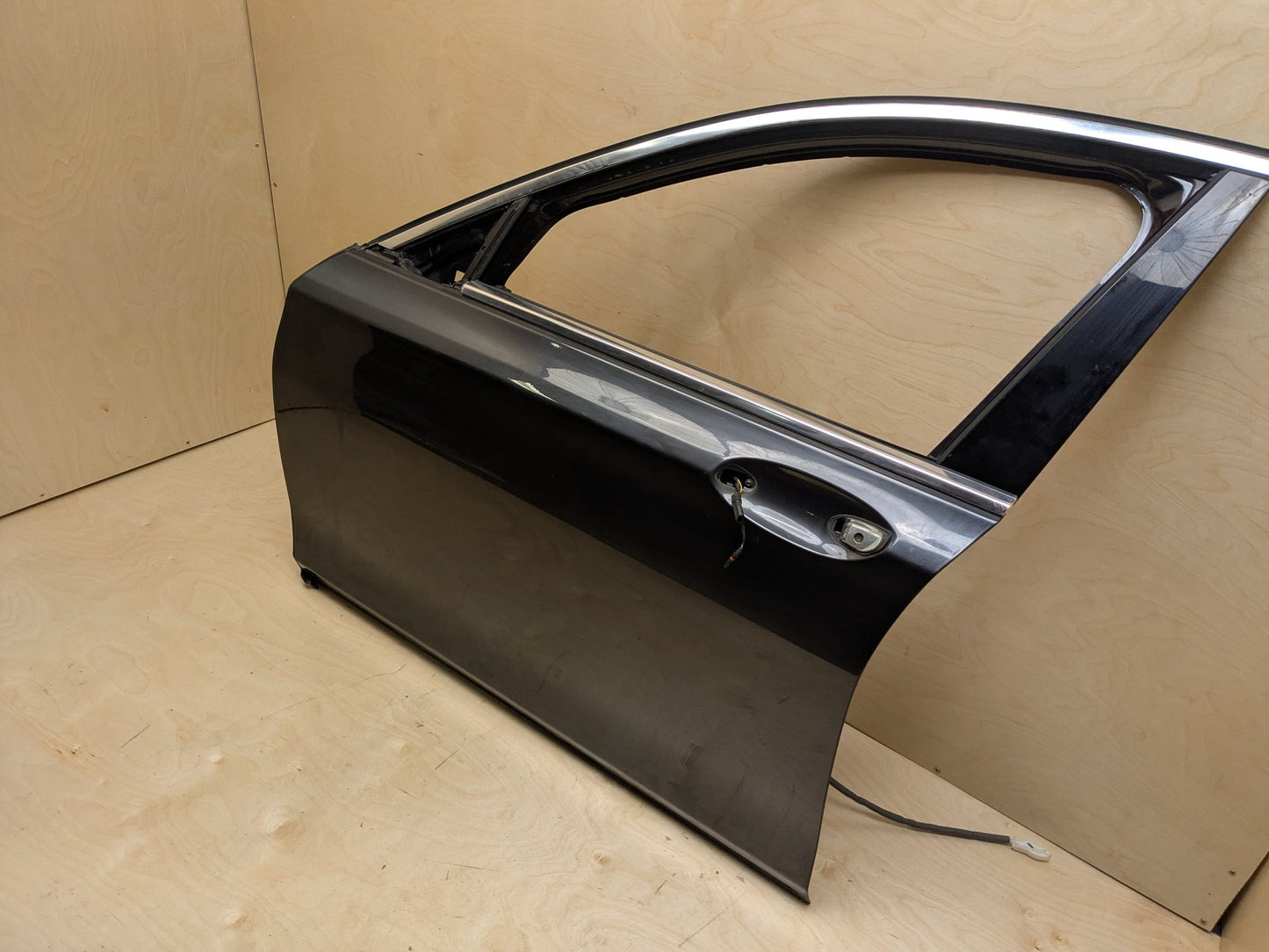 16-22 OEM BMW G11 G12 740 750 M760 Front Left Driver Door Shell Panel Gray