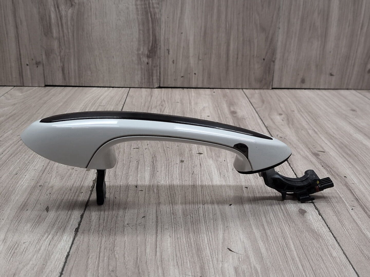 OEM BMW F90 G30 540 M550 Front Rear Right Passenger Door Handle COMFORT White