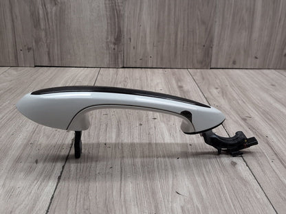 OEM BMW F90 G30 540 M550 Front Rear Right Passenger Door Handle COMFORT White