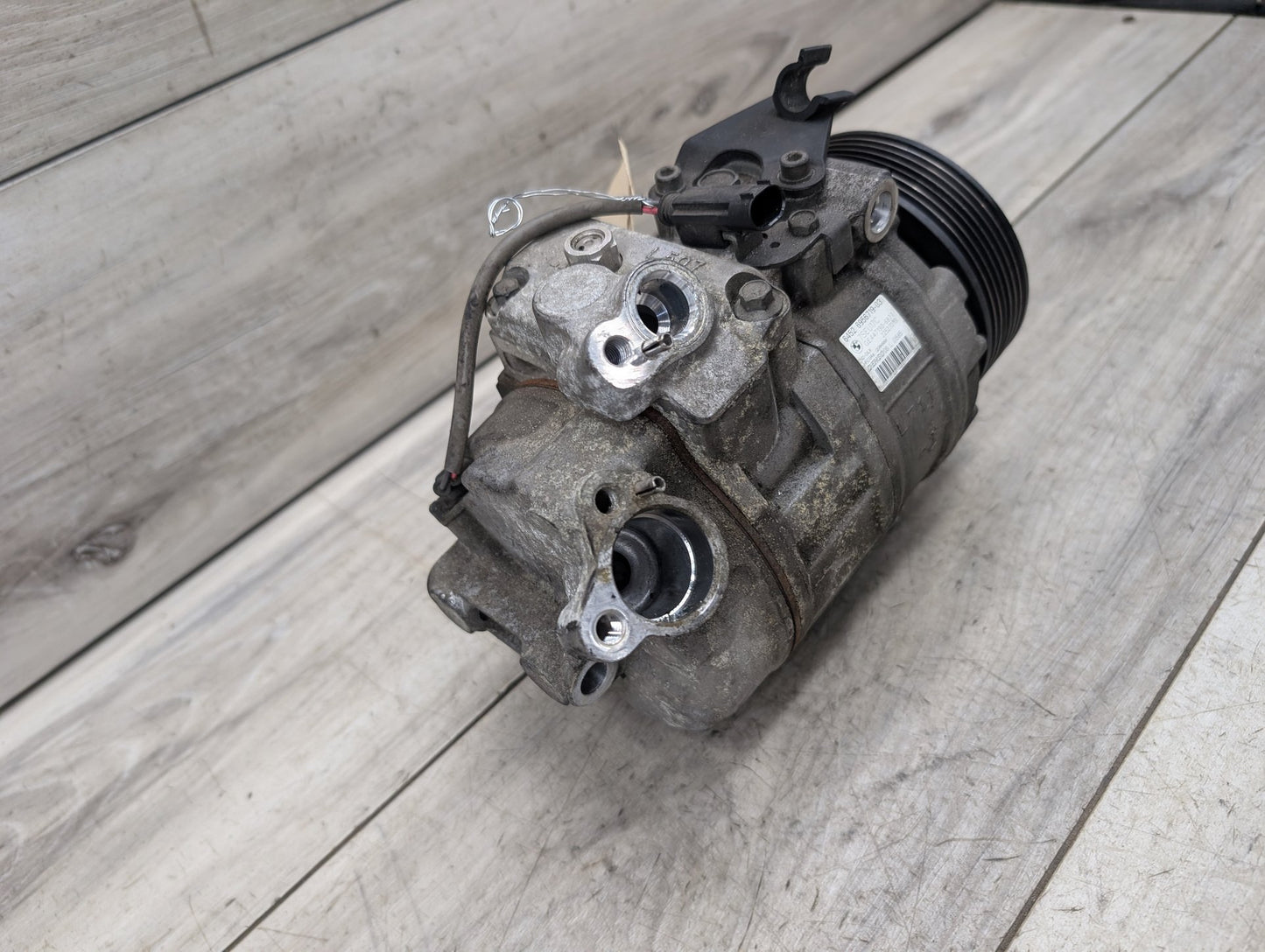 OEM BMW E82 E88 E89 E90 E92 E93 335 AC Compressor Clutch A/C Pump Pulley N54 N55