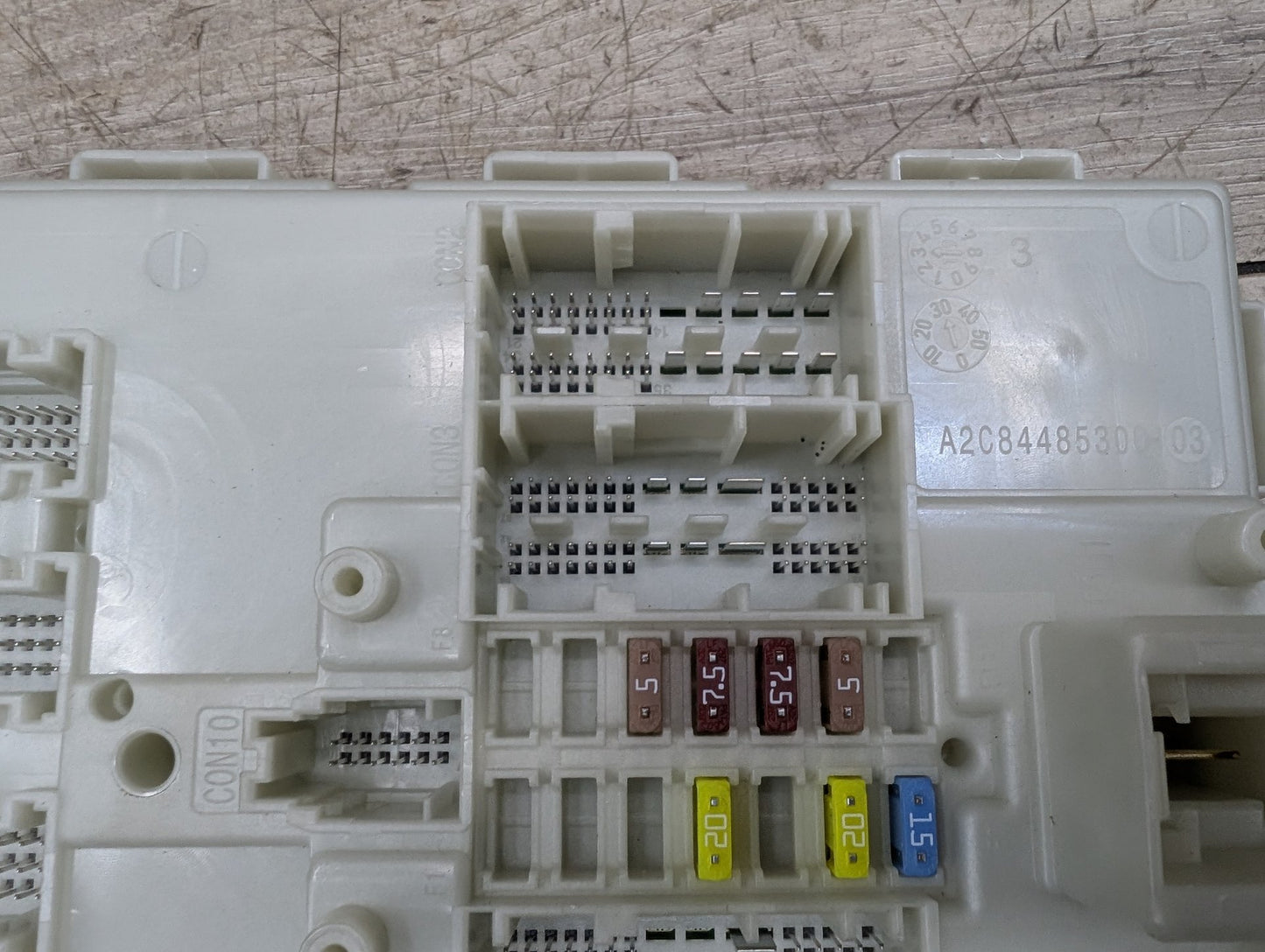 2018 - 2024 BMW X3 G01 Bdc Body Domain Fem Control Module w/ Key 9436419 B58B30O1