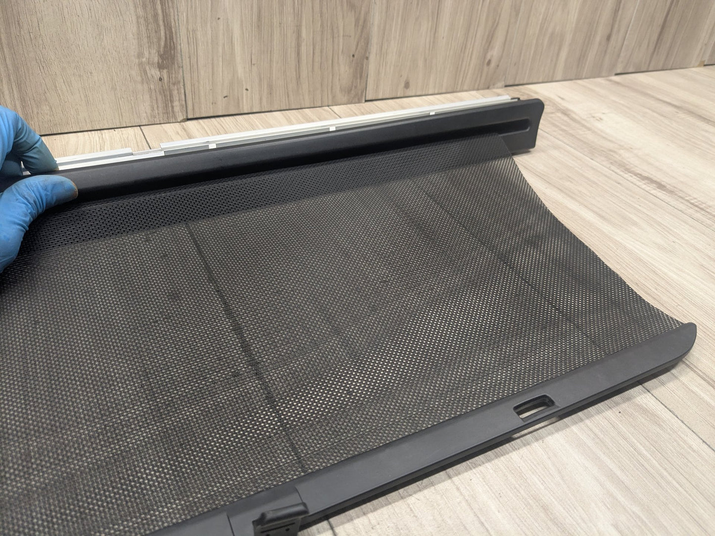 2011 - 2017 BMW X3 F25 Rear Right Passenger Door Window Glass Roller Sunshade Blind 7237856 N20B20O0