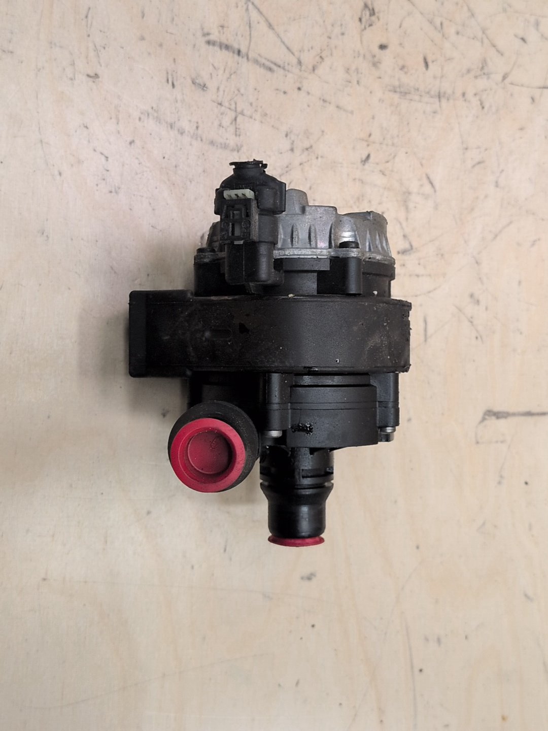 18-21 OEM BMW G01 G02 X3 X4 30 M40 Engine B46 B58 Auxiliary Cooling Water Pump