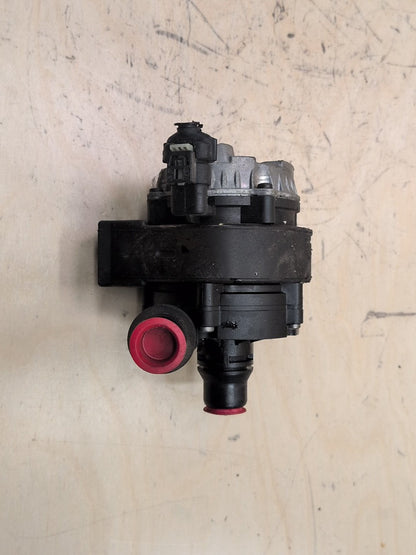 18-21 OEM BMW G01 G02 X3 X4 30 M40 Engine B46 B58 Auxiliary Cooling Water Pump