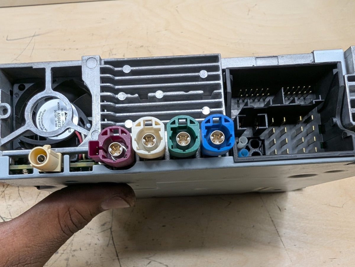 2012-2018 BMW 320i F30 Car Stereo Radio Reciever Headunit Head Unit 9139901 OEM