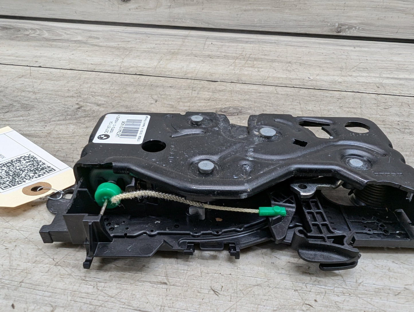 2017-2023 BMW M550i xDrive G30 Liftgate Trunk Lid Liftgate Lock Latch Actuator 7441014