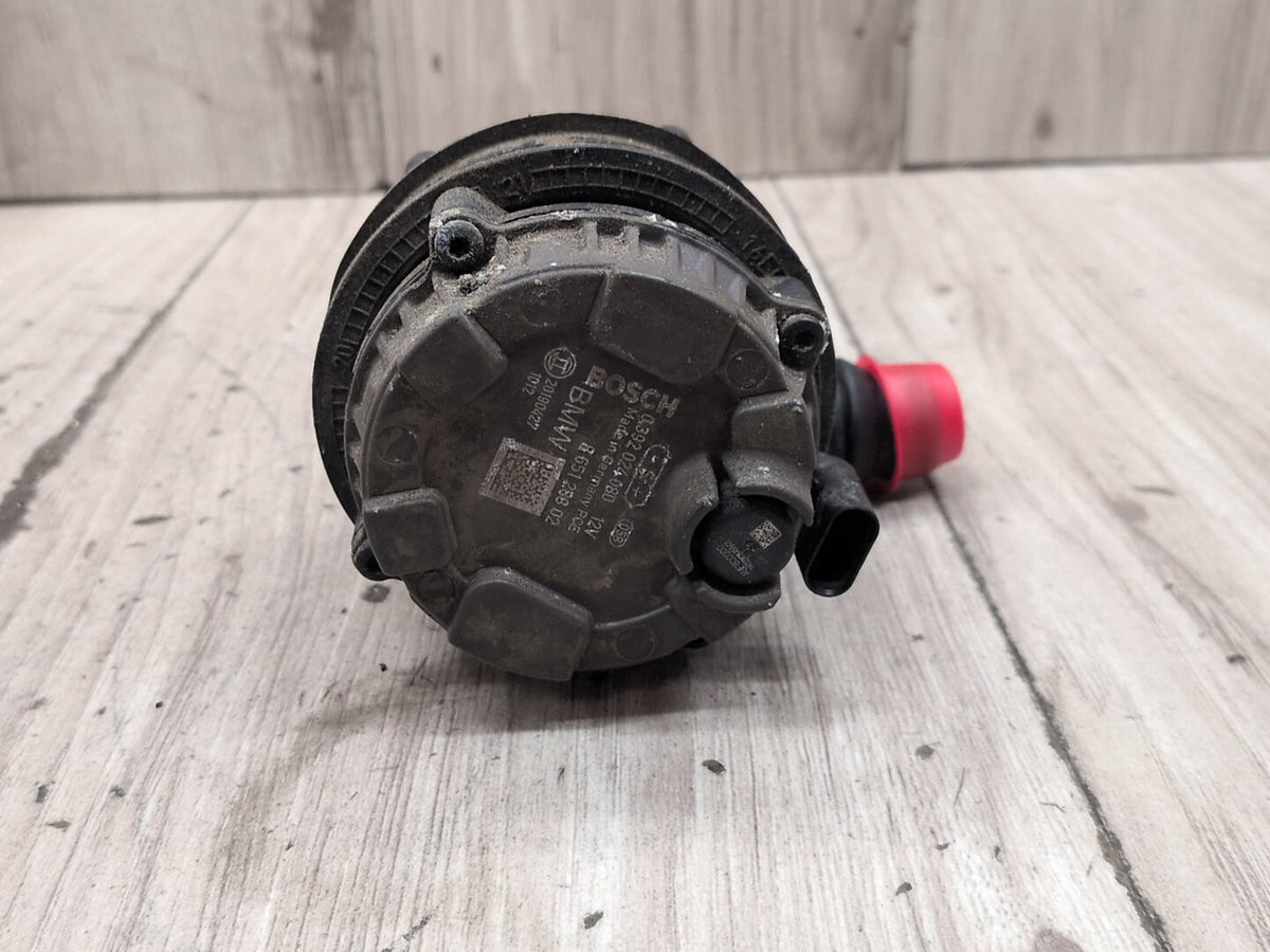 OEM BMW G01 G05 G20 G22 G26 Engine B46 B58 Auxiliary Electric Water Pump Cooling