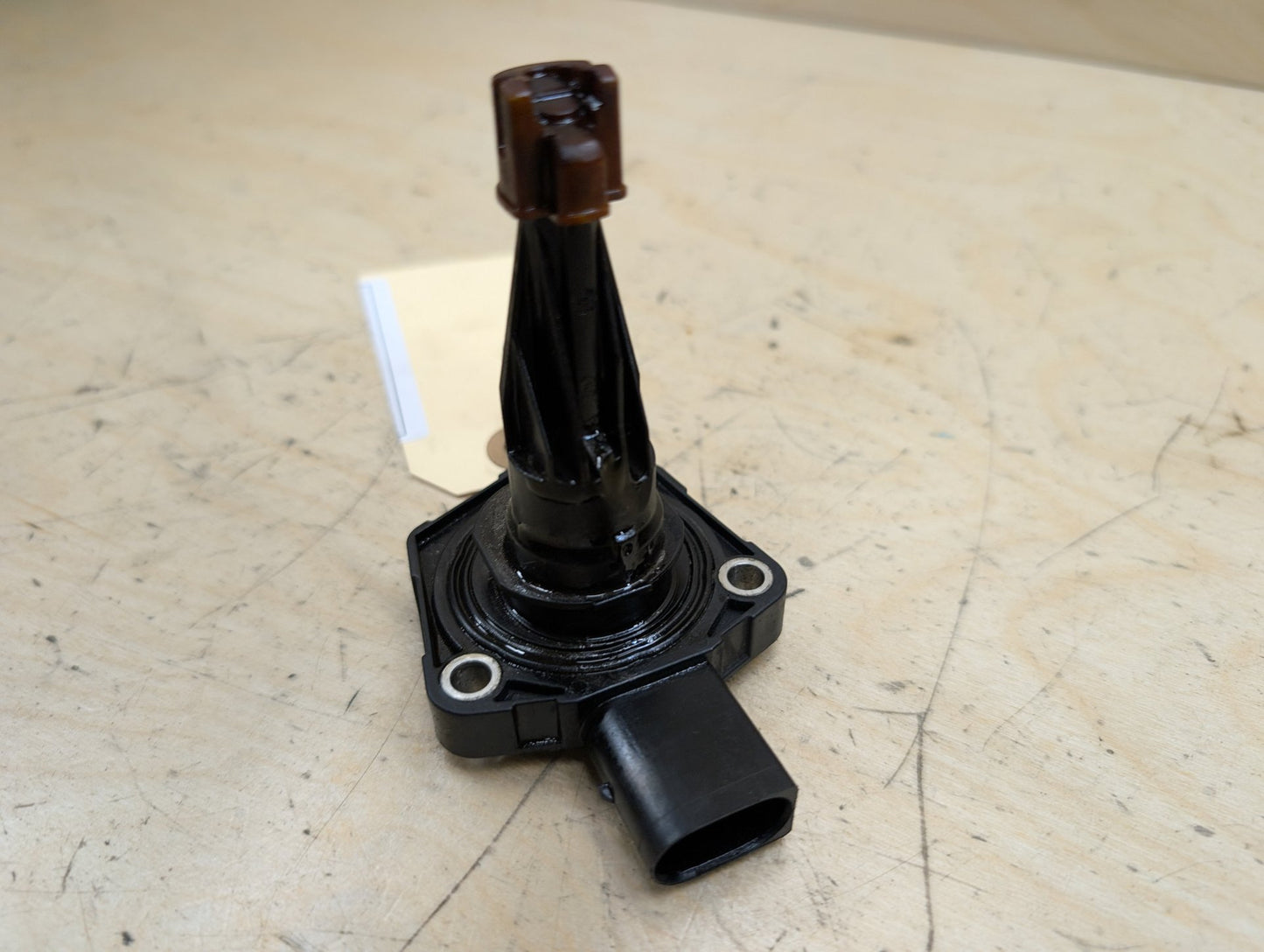 2012-2018 BMW 328i F30 Engine Pan Oil Level Leveling Sensor 7636294