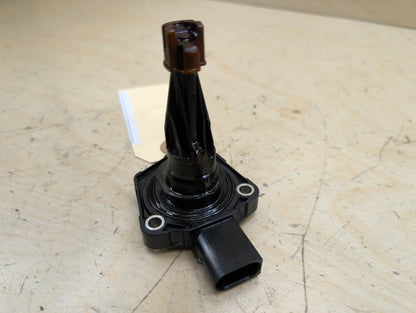 2012-2018 BMW 328i F30 Engine Pan Oil Level Leveling Sensor 7636294