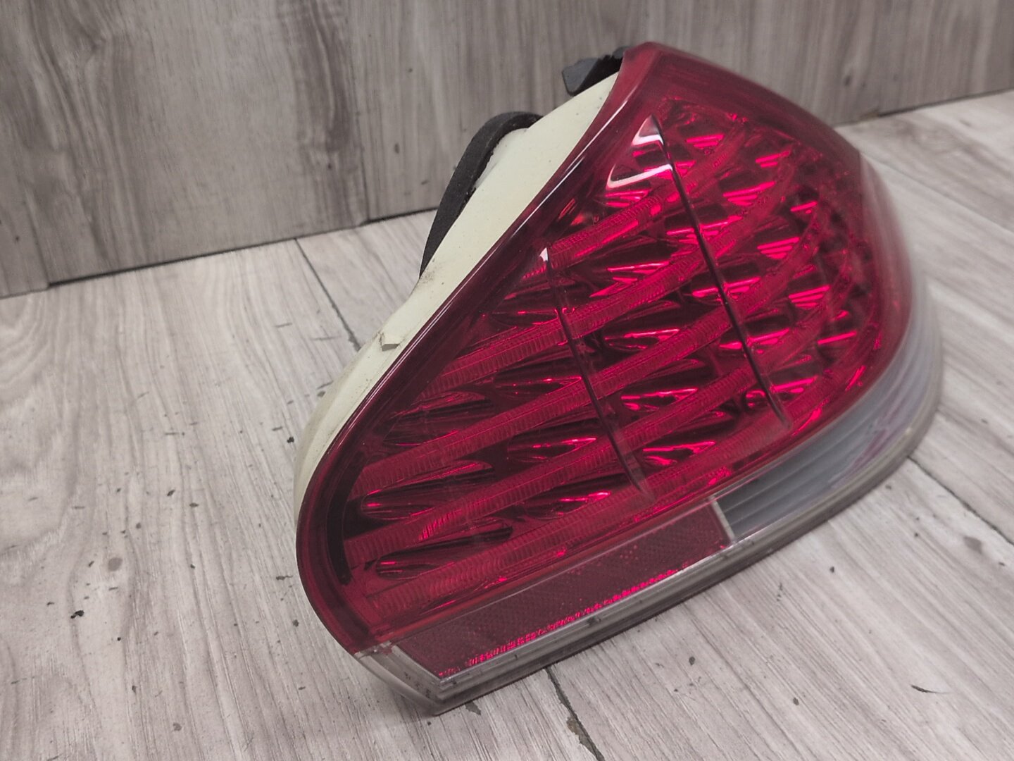 2004-2010 BMW M6 E64 Rear Left Driver Outer Tail Light 7170975 OEM