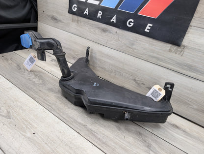 2009 - 2017 Audi Q5 8R Windshield Reservoir Tank Assembly 8R0955453B EA888