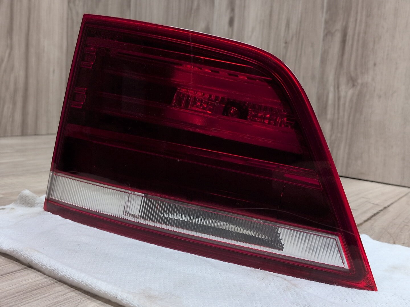 2011 - 2017 BMW X3 F25 Rear Right Passenger Inner Tail Light 7217314 N20B20O0