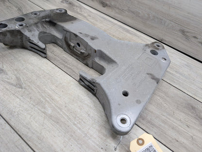 2017-2023 BMW 530i G30 Transmission Mount Bracket 6870602