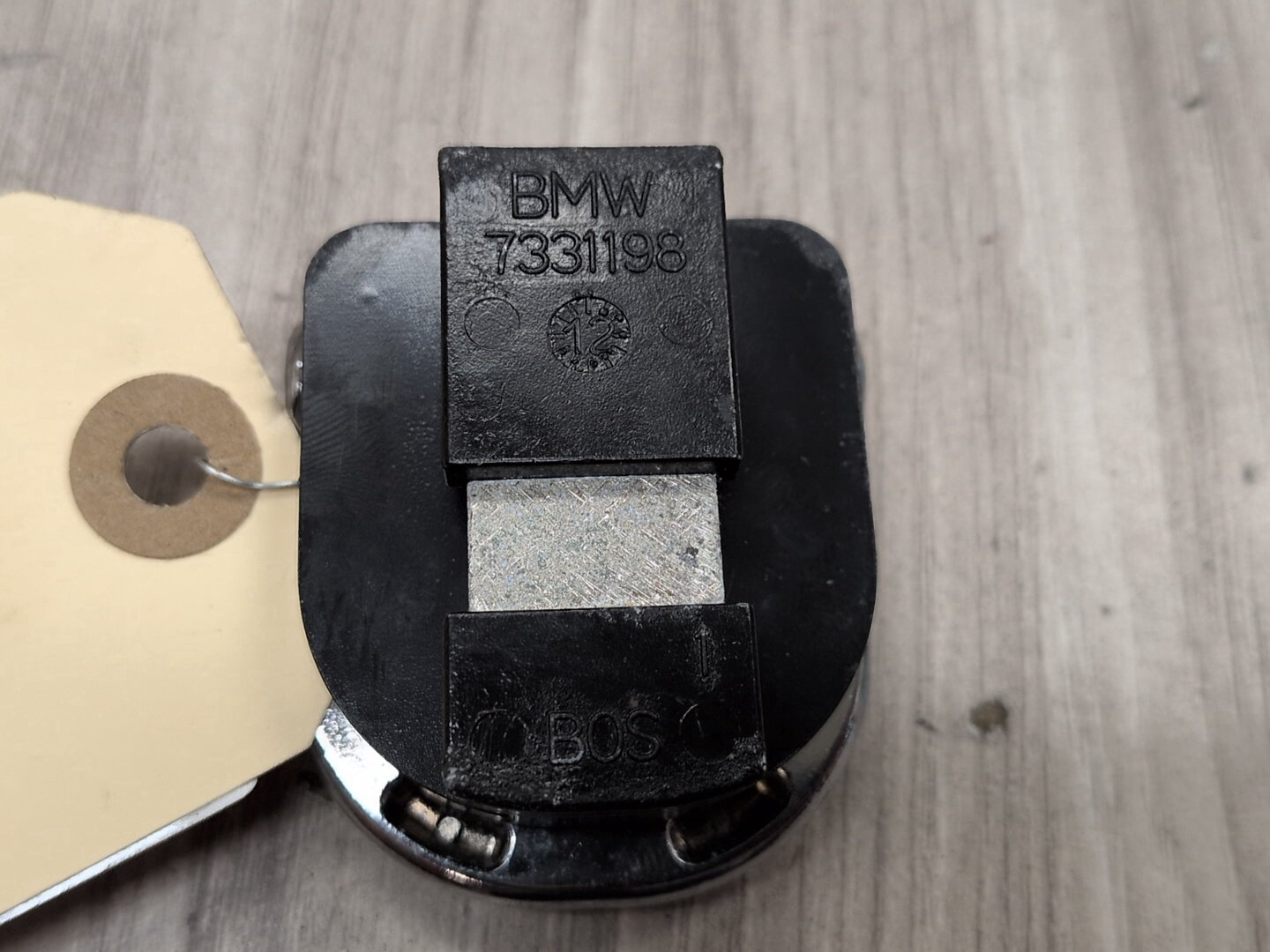 OEM BMW E70 E83 F15 F25 G01 X3 X5 Trunk Cargo Latch Tie Down Hook Clasp Ring (4)