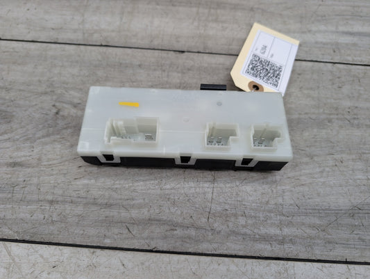 OEM BMW F90 M5 G01 G02 G12 G30 X3 Trunk Tailgate Decklid Function Control Module