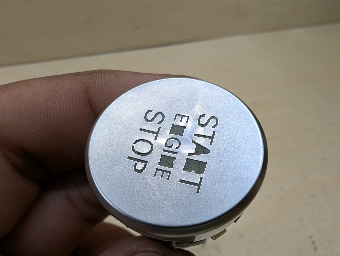 2011-2017 Audi RS5 8T Start Stop Button 8K0905217A