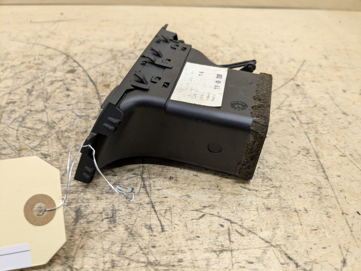 06-13 OEM BMW E90 E92 E93 335 328 M3 Left Driver Side Dashboard Air Vent