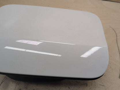 2018-2024 BMW X3 G01 Gas Cover Assembly 7405751