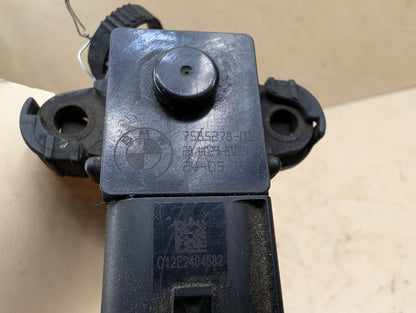 2012-2018 BMW 328i F30 Fuel Tank Ventilation Breather Valve 7636144