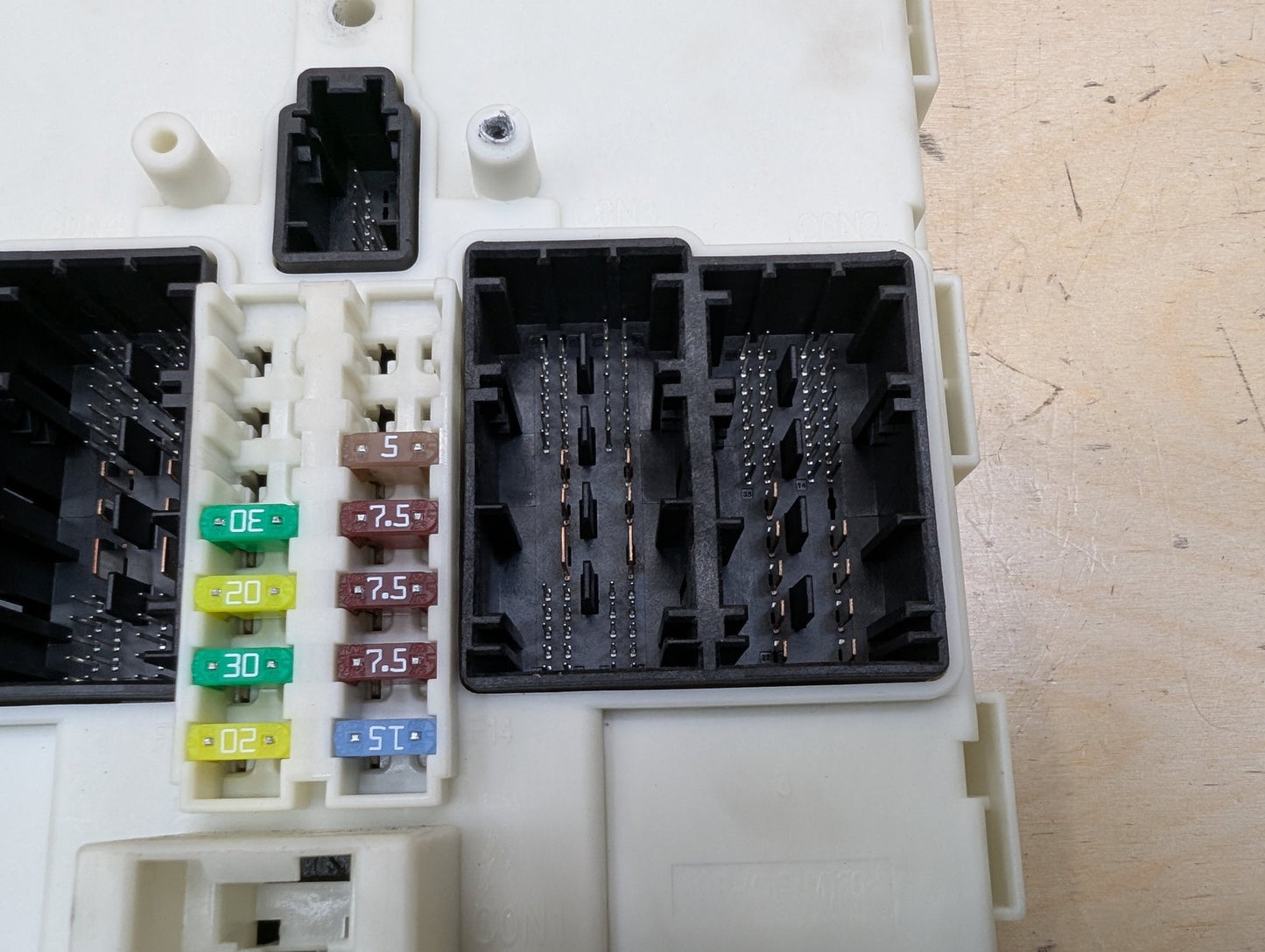 OEM BMW F30 F32 F33 F36 F80 F82 F83 Body Control Junction Box Module FEM + Key