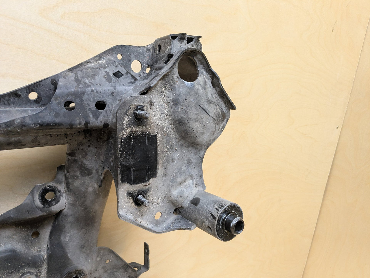 2018 BMW 340 F34- Front Axle Support Crossmember Subframe PN: 6872124