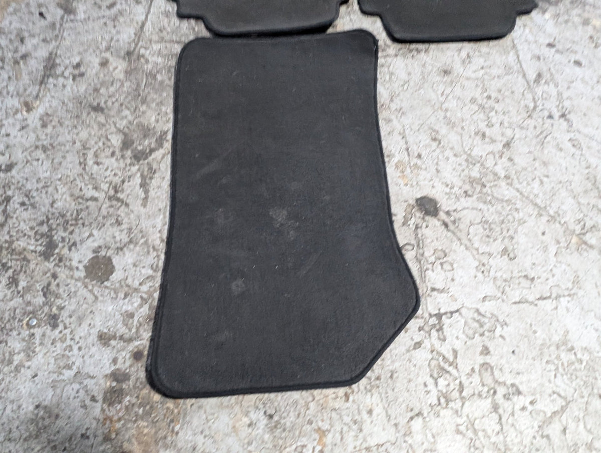 2008-2013 BMW 128i E82 Front Left Right Mat Carpet Floor Mats SET 2996867