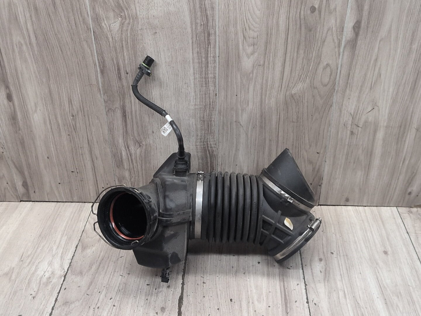 OEM BMW G20 G22 G23 G26 M340 M440 Engine B58 Filtered Air Intake Pipe Resonator