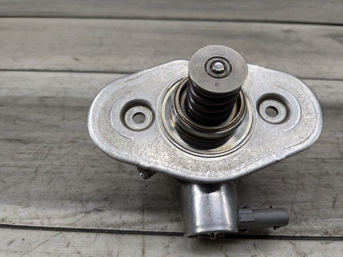 16-20 OEM BMW F39 F48 X1 X2 Engine B46 HPFP High Pressure Fuel Pump