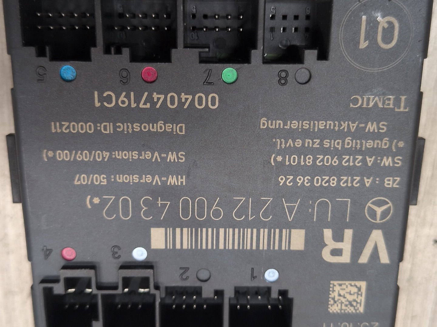 09-12 OEM Mercedes-Benz E550 W212 Front Right Passenger Door Control Module