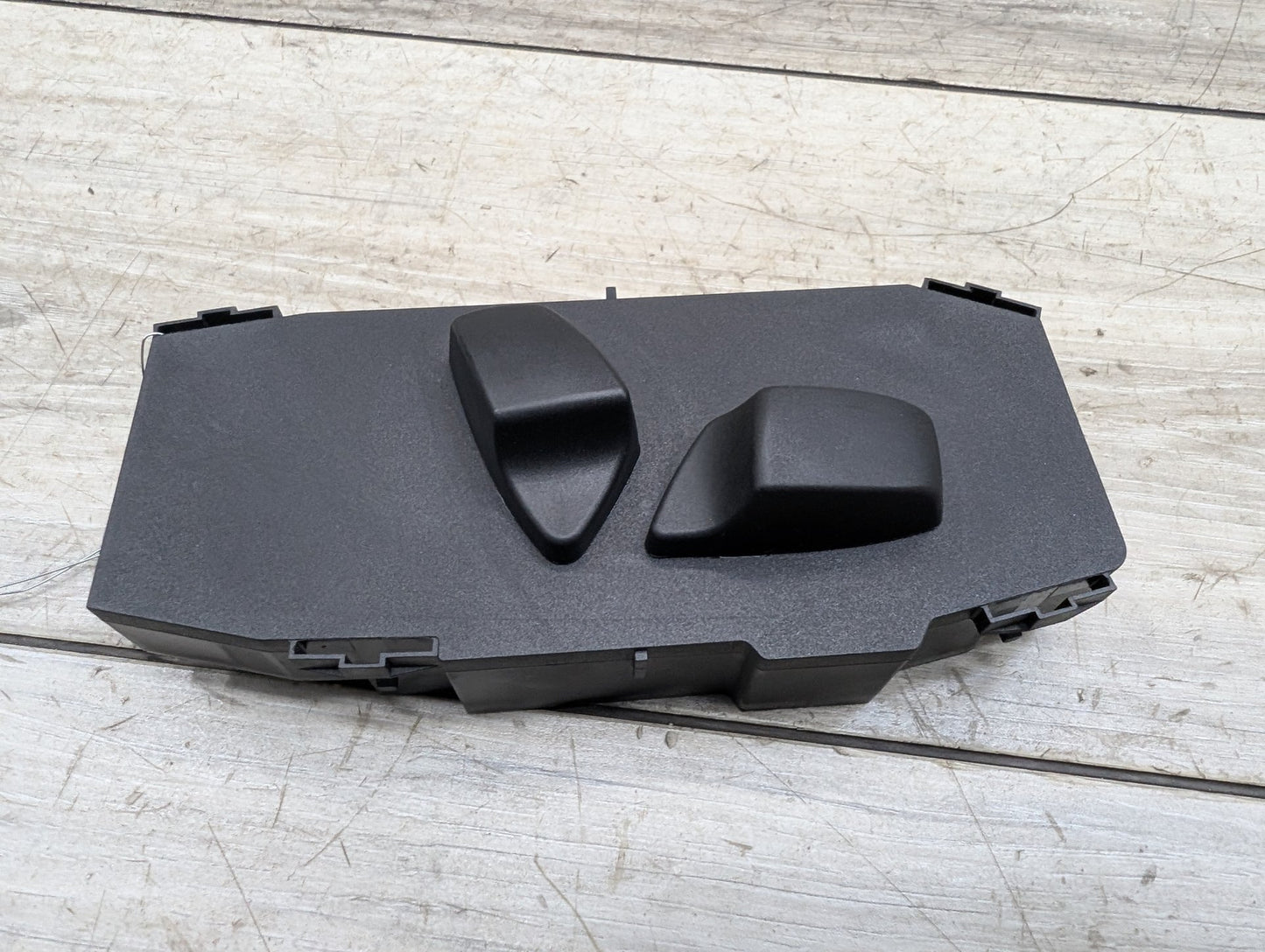 2011 - 2017 BMW X3 F25 Front Right Passenger Seat Control Switch 9265262 N20B20A