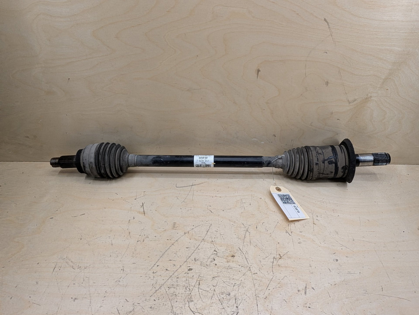 2012-2018 BMW 320i F30 Rear Left Driver Half Shaft Output CV Axle 7609351