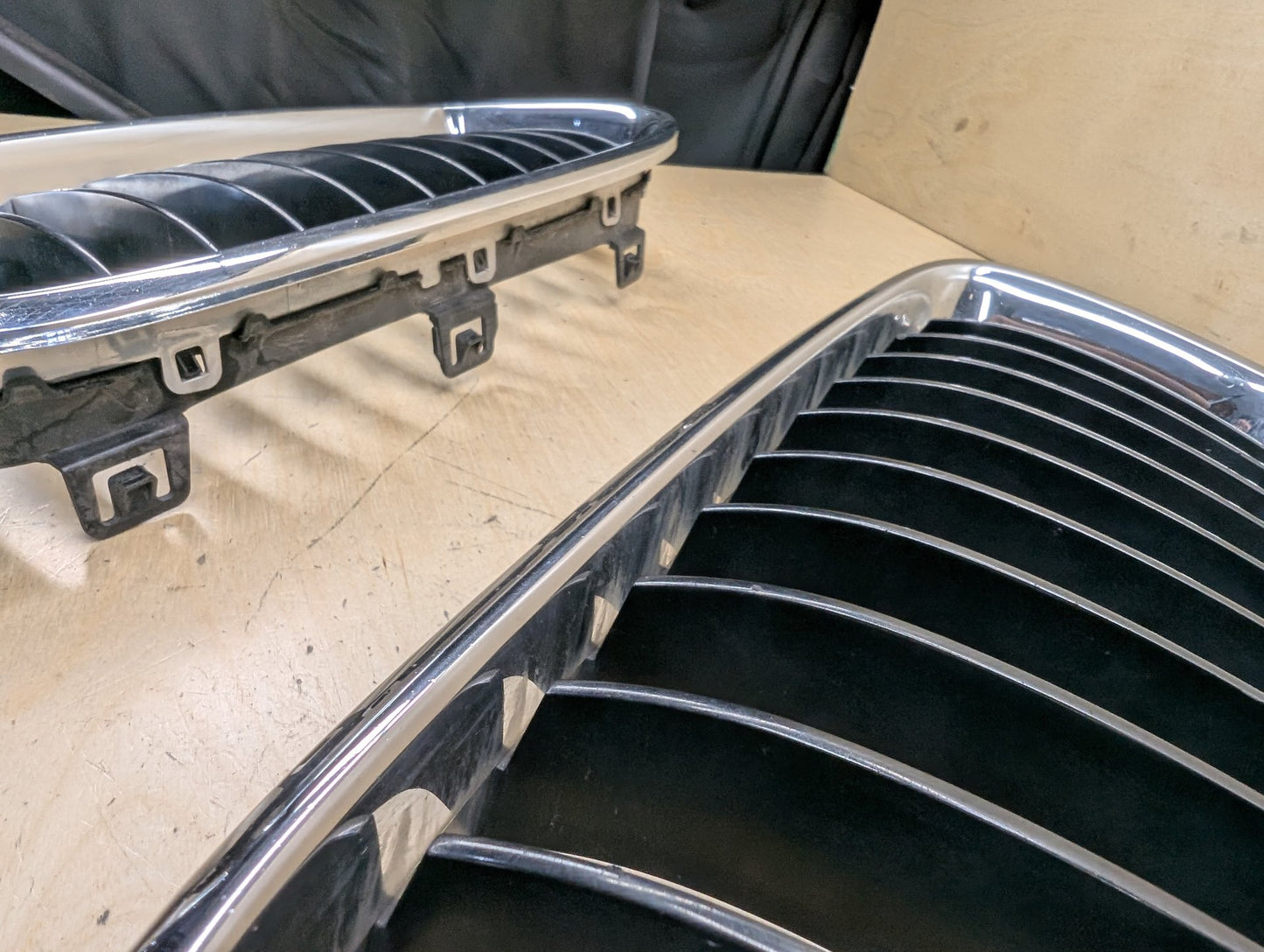 2012-2018 BMW 328i F30 SPORT Front Left Right Upper Bumper Cover Kidney Grilles SET 7260497