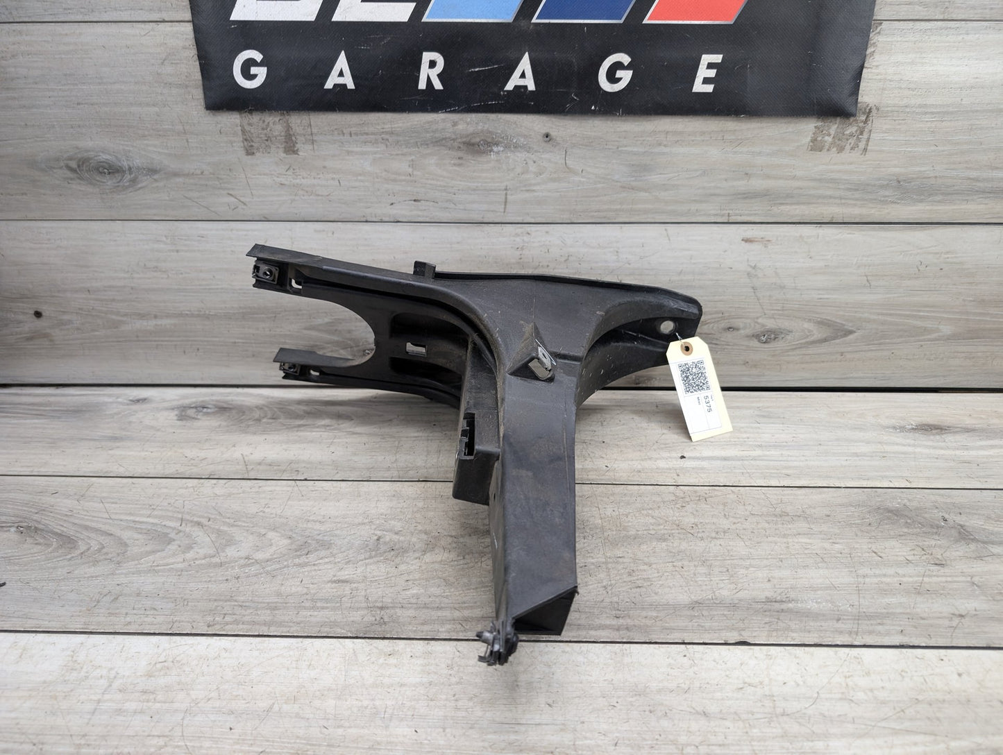 2007-2013 BMW X5 E70- Right Front Bumper Under Headlamp Bracket PN: 7157984
