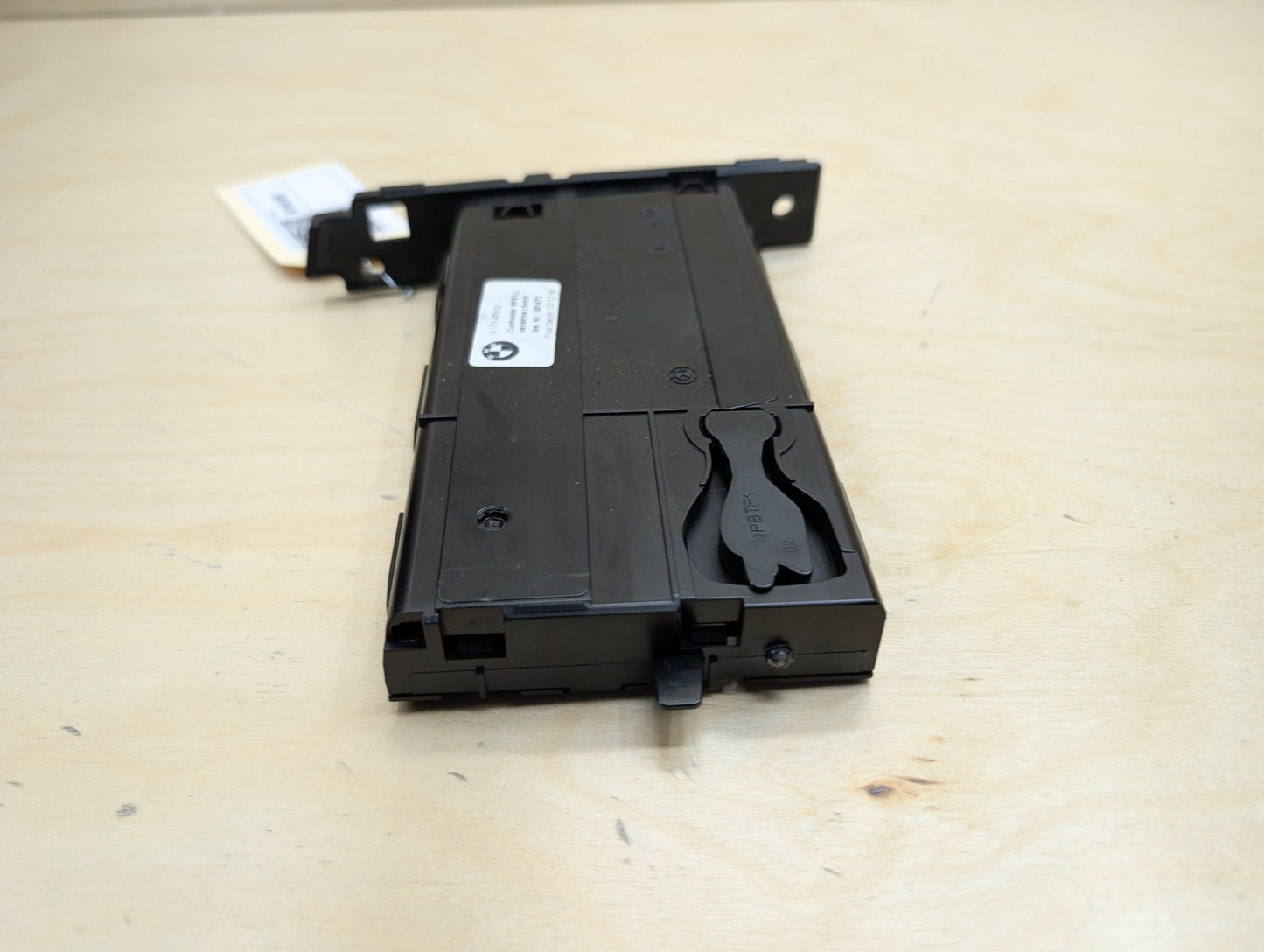 2007-2013 BMW 328i E93 Center Console Cup Holder 9173473