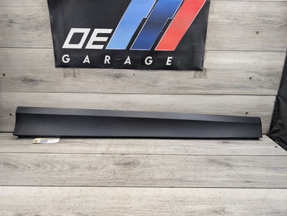 2011 - 2017 BMW X3 F25 Front Right Passenger Exterior Door Trim Molding 7205780 N20B20A