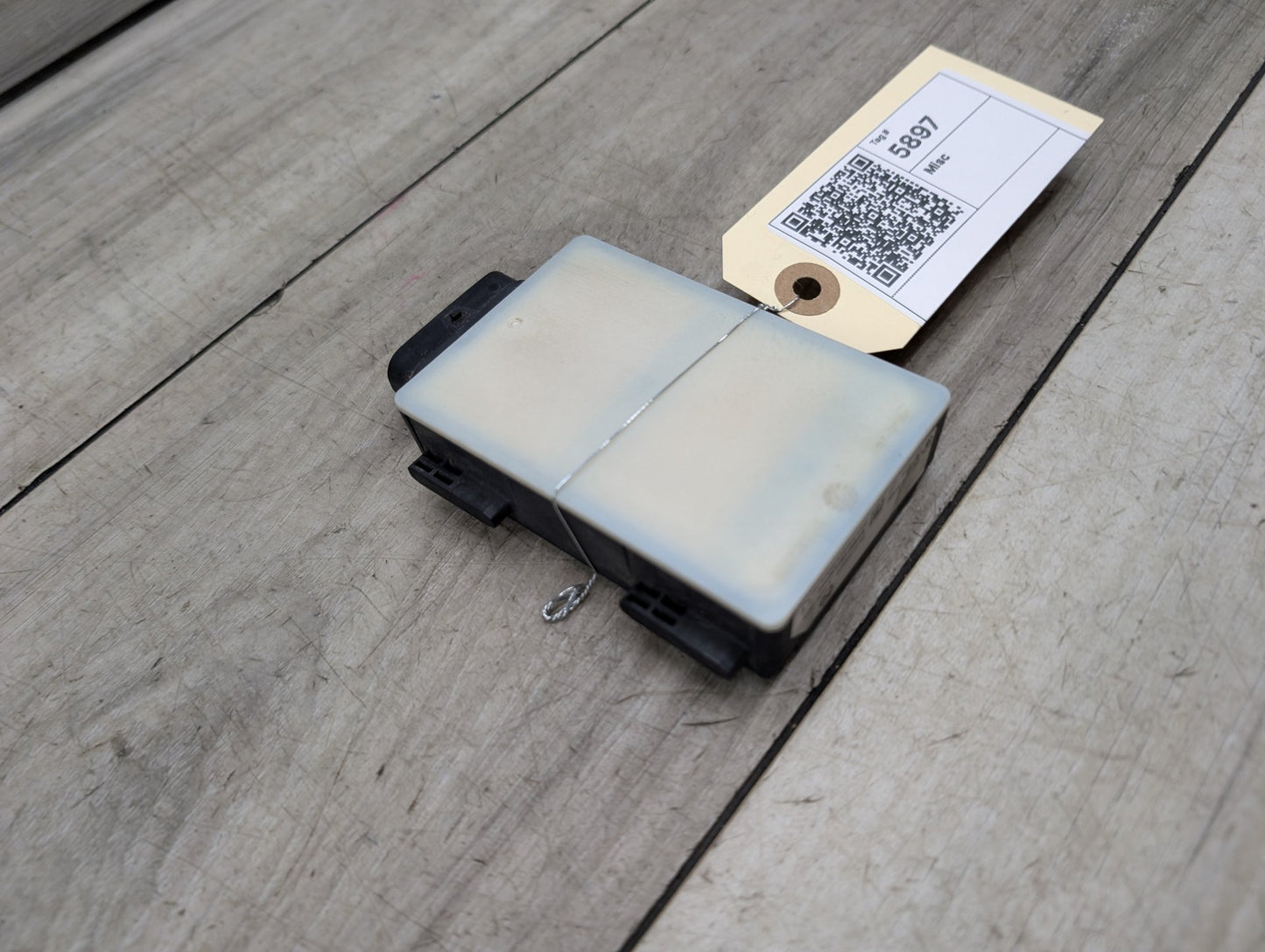 2016-2022 BMW 750Li G12 Blind Spot Lane Sensor Radar Module 6877646