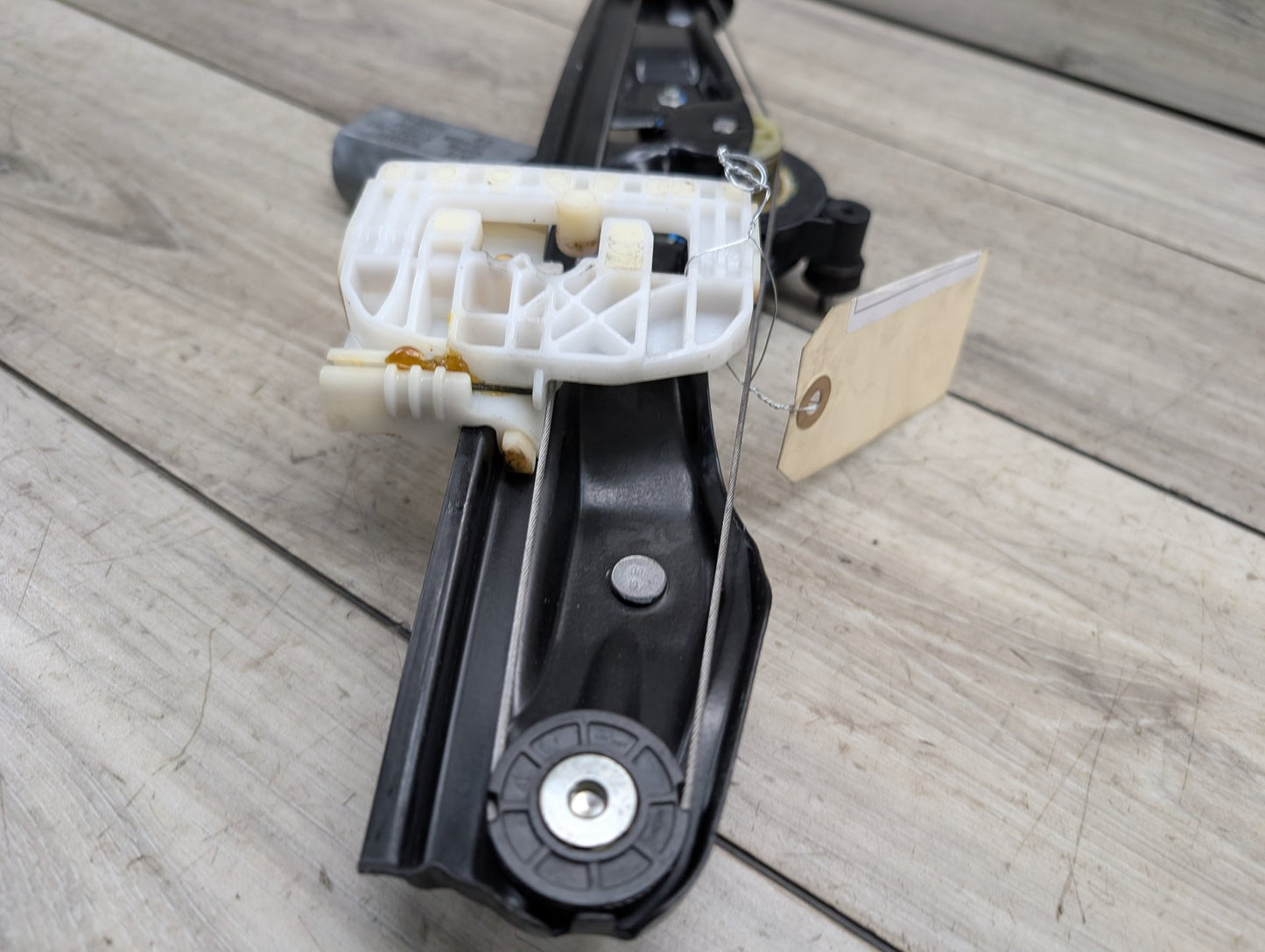 2012-2018 BMW 340i F30 Rear Right Passenger Door Window Glass Regulator w/ Motor 7351050