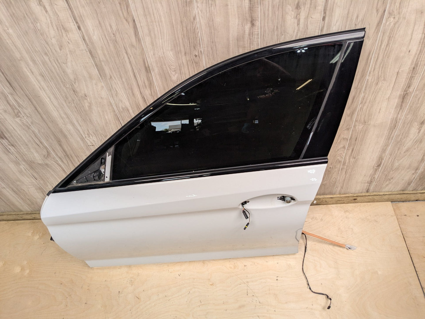 17-23 OEM BMW F90 G30 530 540 M550 M5 Front Left Driver Door Shell Panel White 300