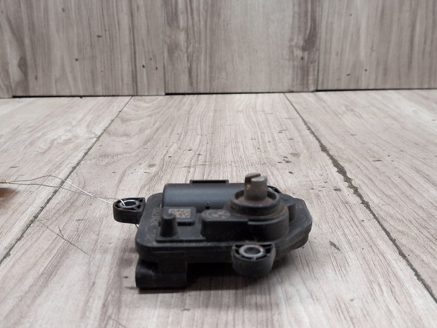 OEM BMW G01 G02 G11 G12 G14 G15 G30 X3 Muffler Exhaust Flap Actuator Drive Motor