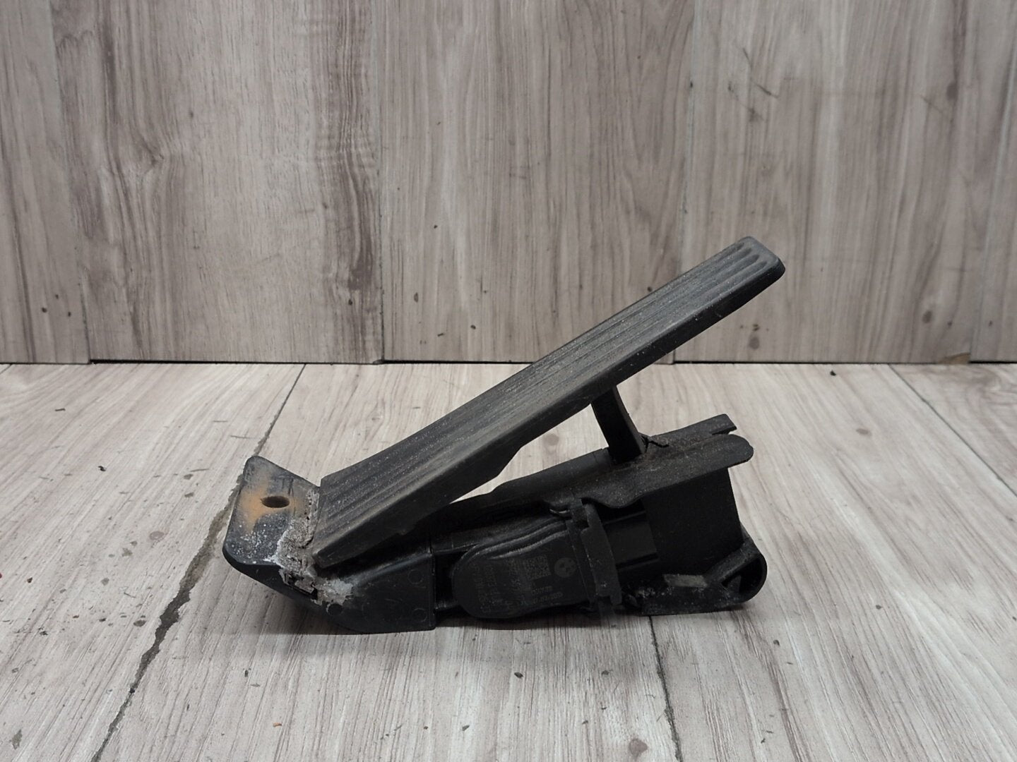 OEM BMW F15 F22 F25 F30 F36 F80 G01 G05 G20 X3 X5 Accelerator Throttle Gas Pedal