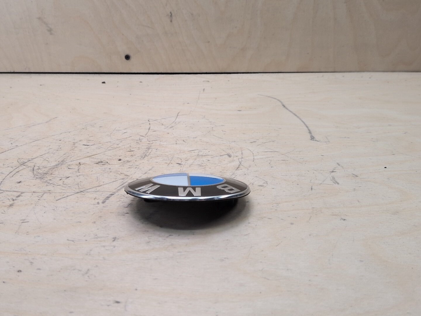 OEM BMW E82 E92 F02 F10 F22 F30 F44 F82 Rear Trunk Lid Round Emblem Logo 82MM