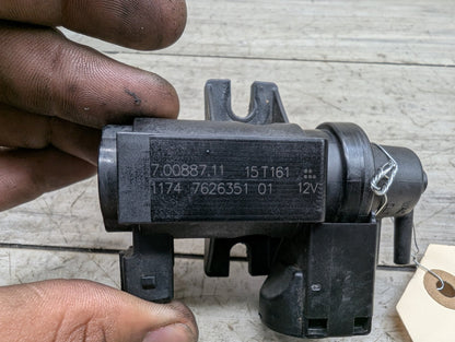 2014 - 2018 BMW X5 F15 Turbo Boost Pressure Solenoid Valve 7626351 N63B44O1