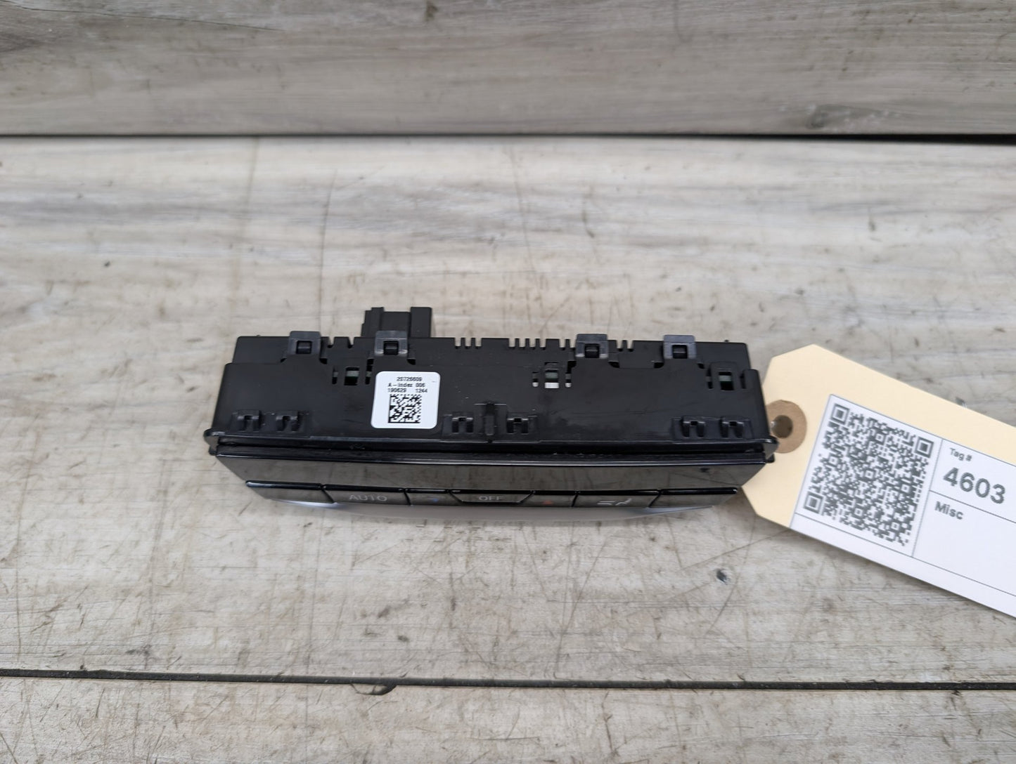 OEM BMW G01 G02 F97 F98 X3 X4 AC Rear Heater Climate Control Switch Panel