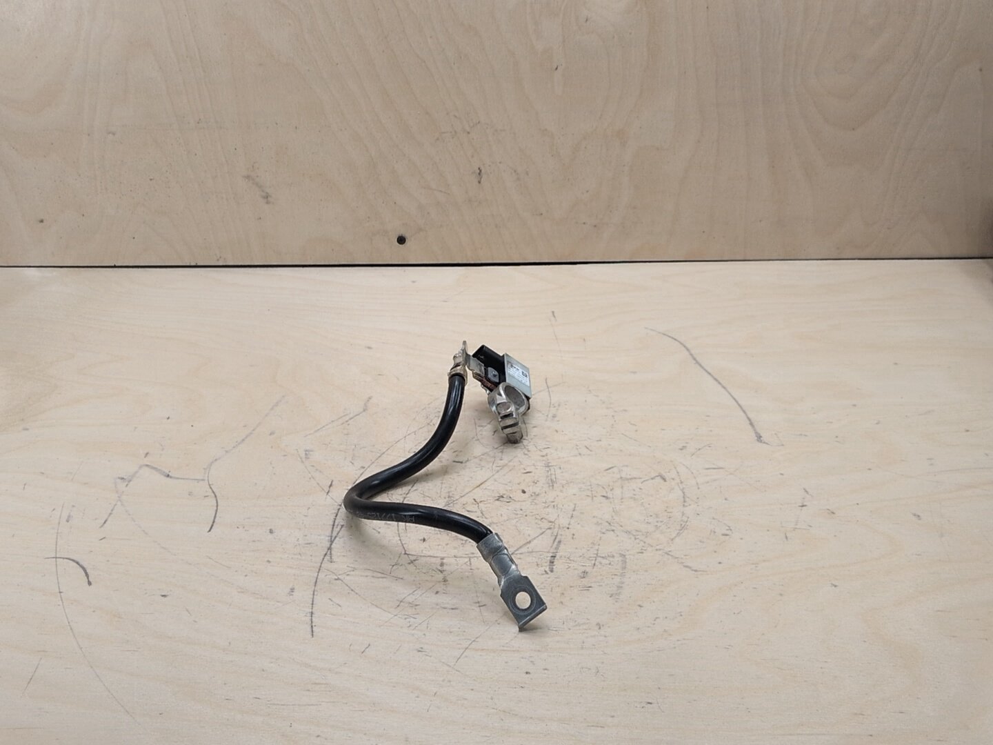 OEM BMW E90 E91 E92 E93 328 330 335 Negative Battery Cable Terminal IBS Sensor