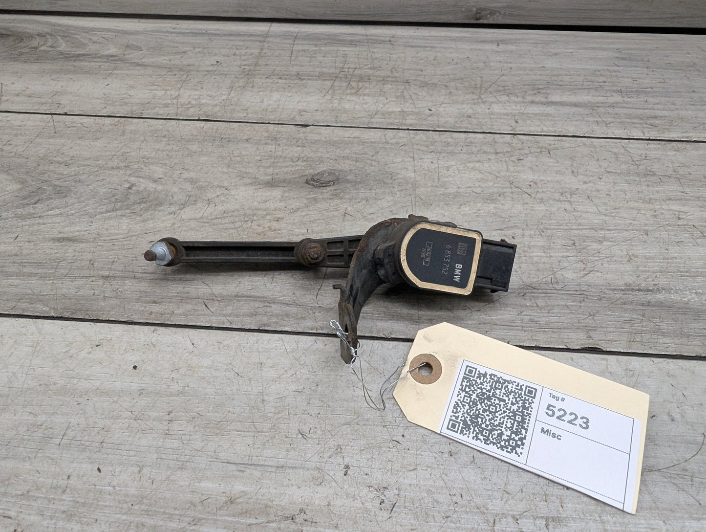 2007-2013 BMW X5 E70 Suspension Height Level Sensor 6853752