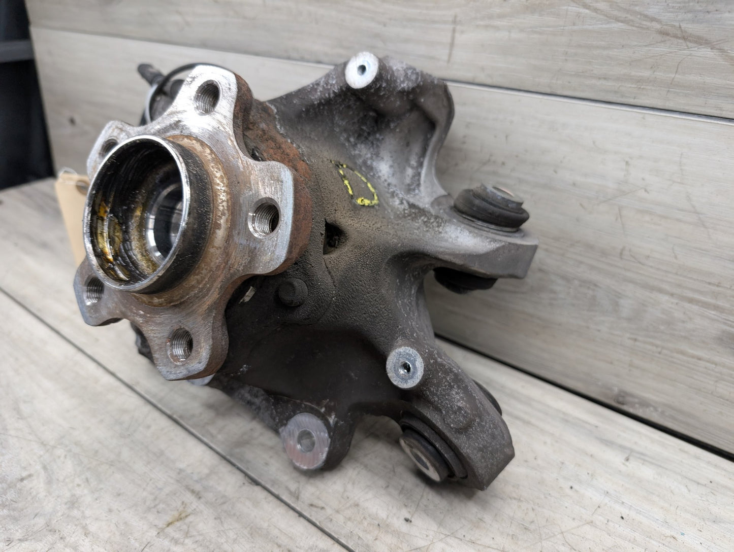 OEM BMW G01 X3 30i 30iX M40iX REAR Left Driver Knuckle Wheel Hub Spindle Bearing
