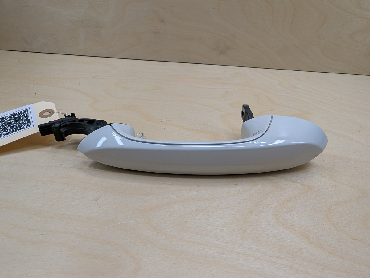 2018-2024 BMW X3 G01 Rear Left Driver Exterior Door Handle w/ Comfort Access 8492019 OEM
