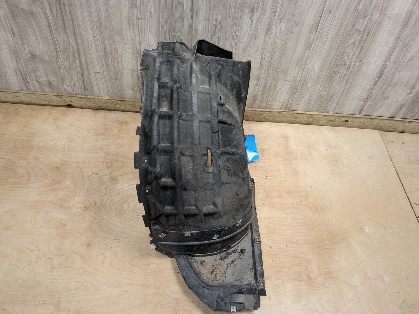 2015-2018 Audi Q3 8U Front Right Passenger Wheel Fender Liner Splash Guard 8U0821172