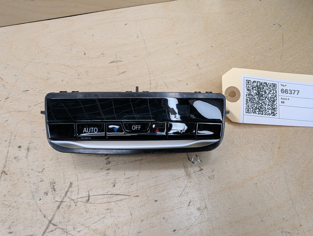 OEM BMW G20 G22 G23 G26 G80 G82 G83 Rear AC Air Climate Control Switch Module